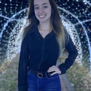 Meet your Posher, Makayla